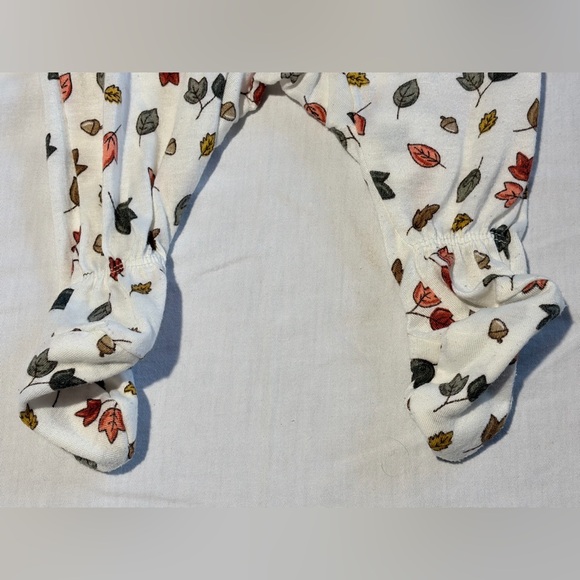 NWOT ! Leaf Print Kids One Piece - Picture 4 of 5